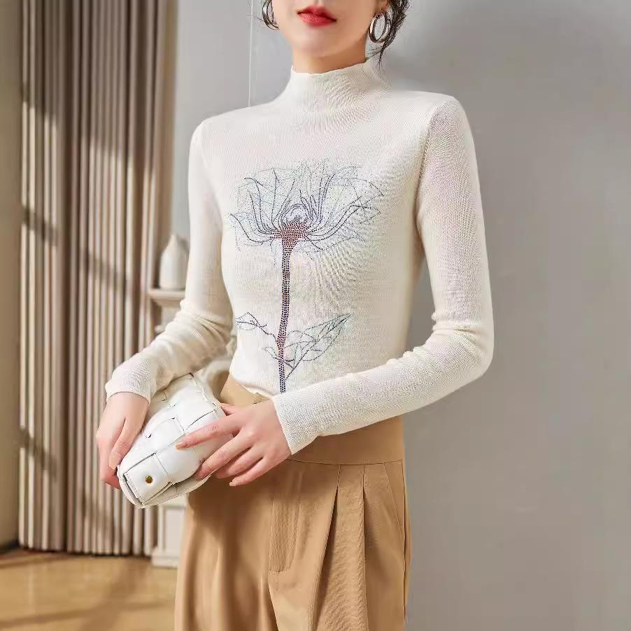 Women's Silk Wool Sweater: Rose Diamond Knit, Half-High Collar, Fall/Winter 2024