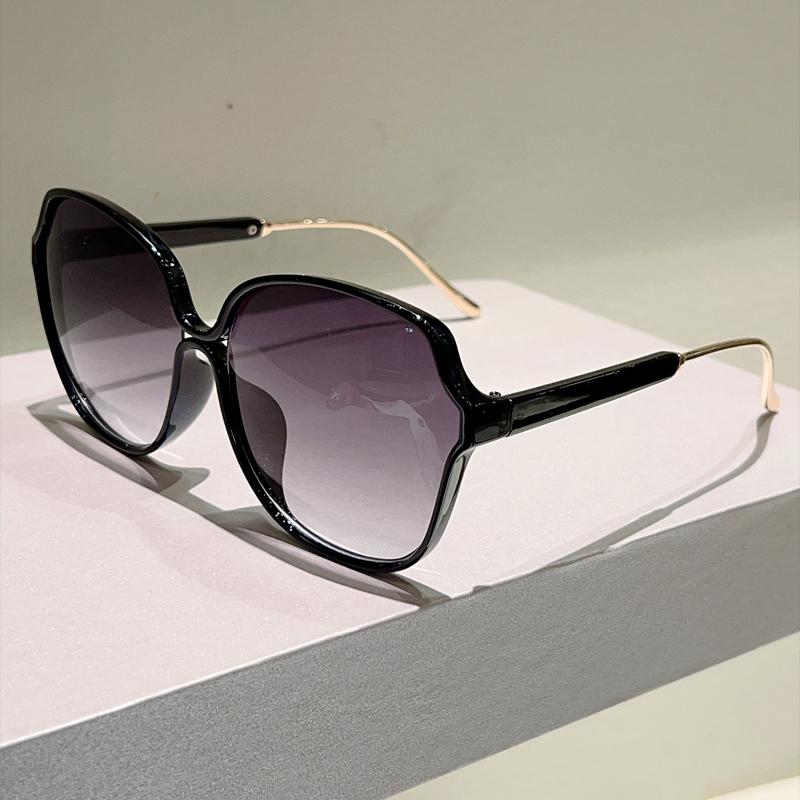 Oversized Round Sunglasses Women Vintage Stylish Gradient Deocr Shades Trendy Brand Design Candy Color Rim Sun Glasses