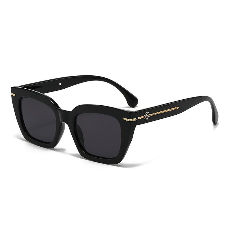 

Flower Chain Square Sunglasses With Uv400 Protection For Fashionable Women And Men BlackFrameGrayLenses