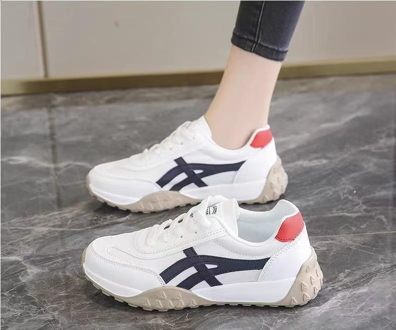 New Casual Sports Shoes Women's Summer Lightweight Breathable Student Running White Shoes