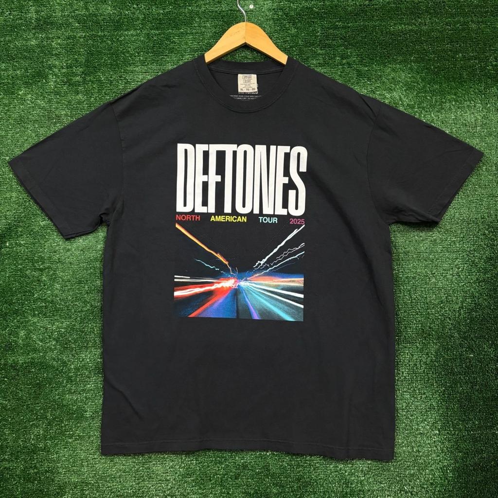 Deftones North American Tour Nu Metal Band T-shirt Size Extra Large