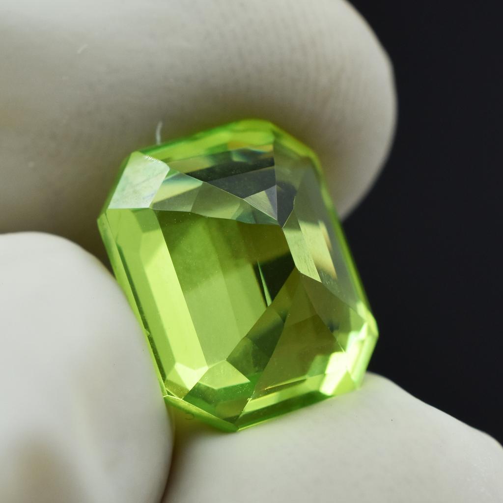 Sttuning Emerald Cut 9.80 Ct Natural Peridot Green CERTIFIED Rare Loose Gemstone AR-1409