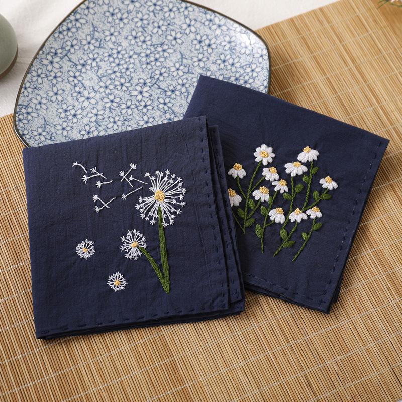 Diy Handmade Embroidery Material Package, Handkerchief Series Maple Leaf Ginkgo Flower Needle And Thread Set