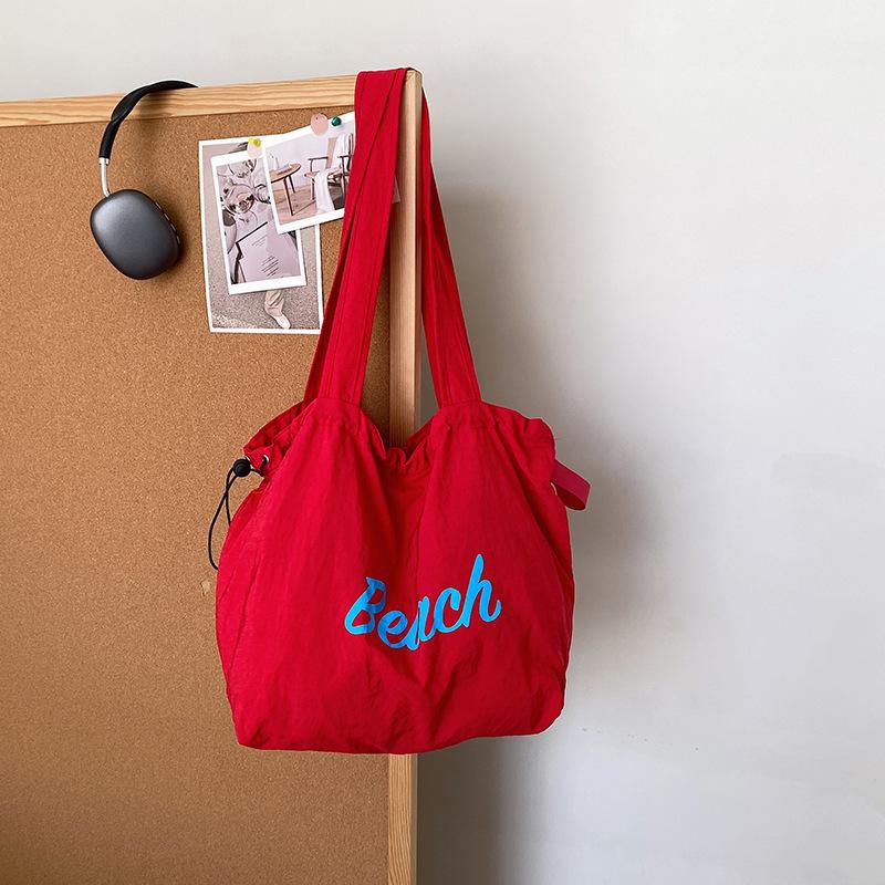 

Повседневная сумка-конверт женская 2025 новая сумка из стираной ткани на плечо большая вместимость сумка-тоут сумка для учебы студента сумка для поездок на работу красный