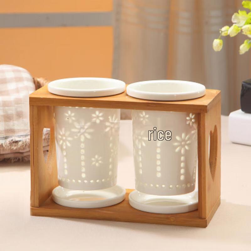 Qianxing Ceramic Love Heart Double Chopsticks Holder Set