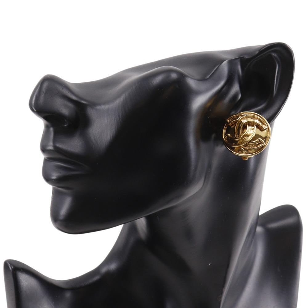 CHANEL COCO Mark Earring vintage Plated Gold 21.1g Women Used
