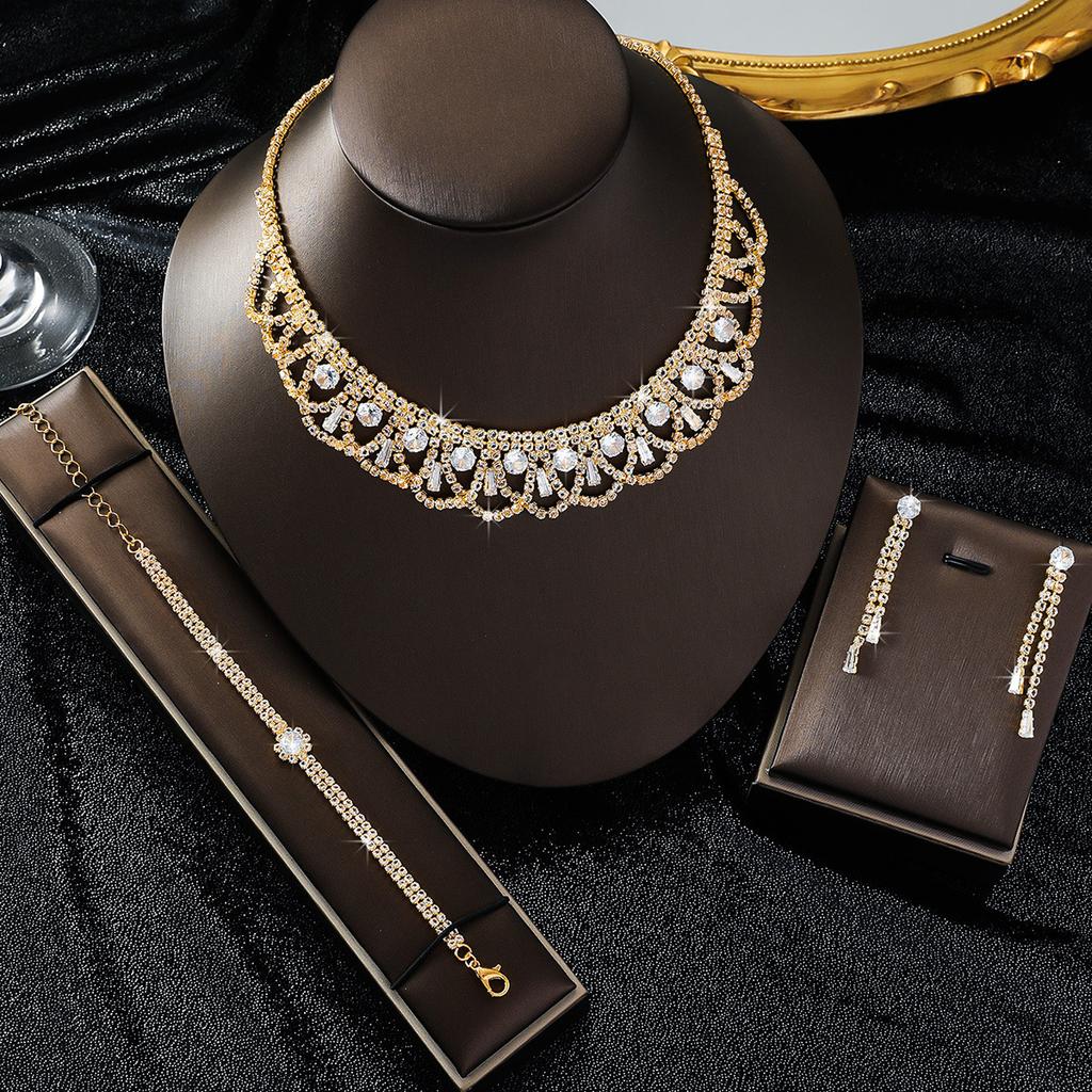 Full Diamond Rhinestone Necklace Earrings Delicate Clavicle Chain Earrings Two-Piece Set