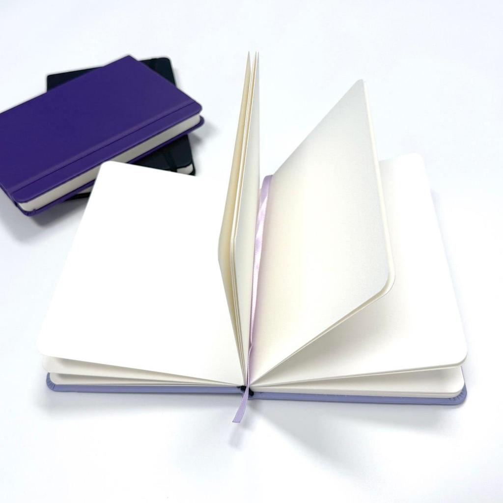 Lila A5 Aquarell-Skizzenbuch Hardcover (14x20cm) - 200 g/m² 100% Zellulosepapier