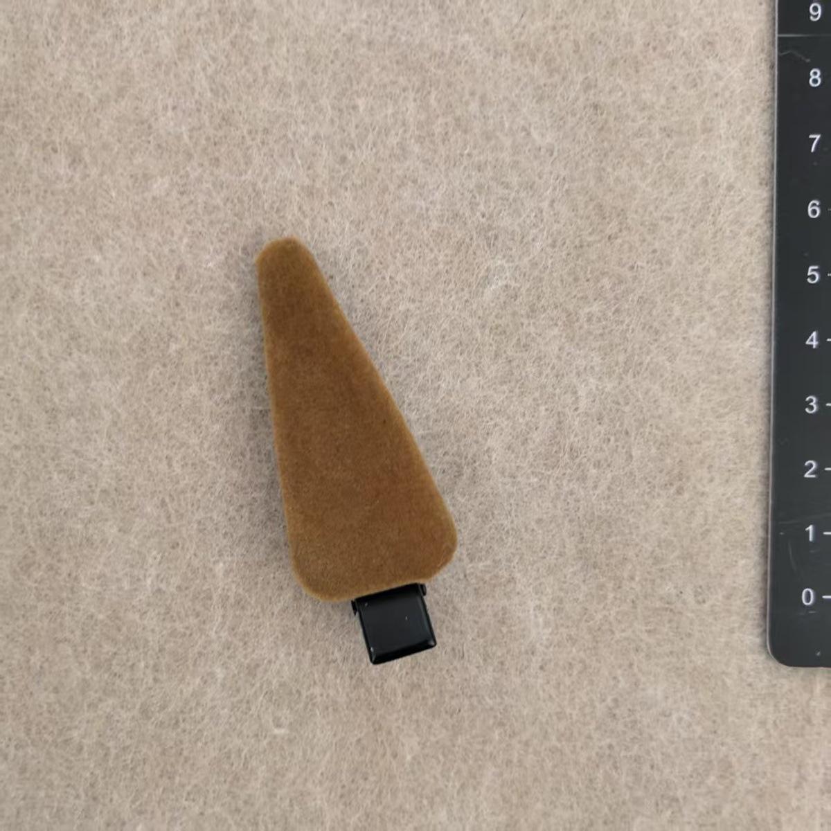 

New Velvet Suede Hair Clip: Stylish Autumn/Winter Side Accessory for Women