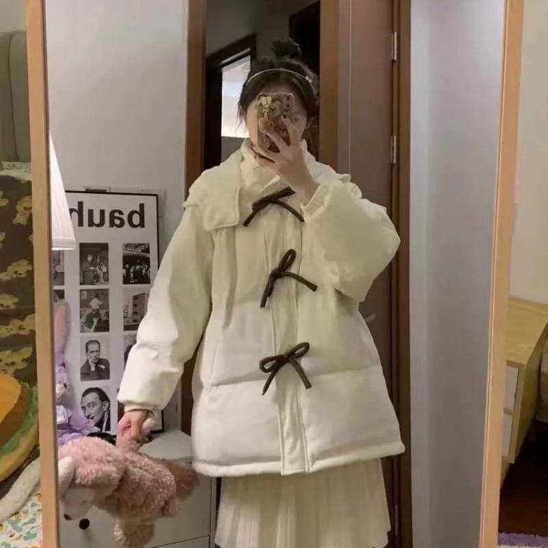 Chaqueta de Algodón Plumífero Engrosada Blanco Leche Lazo Chaqueta Plumífero para Mujer Diseño Corto Pequeño Estilo Universitario