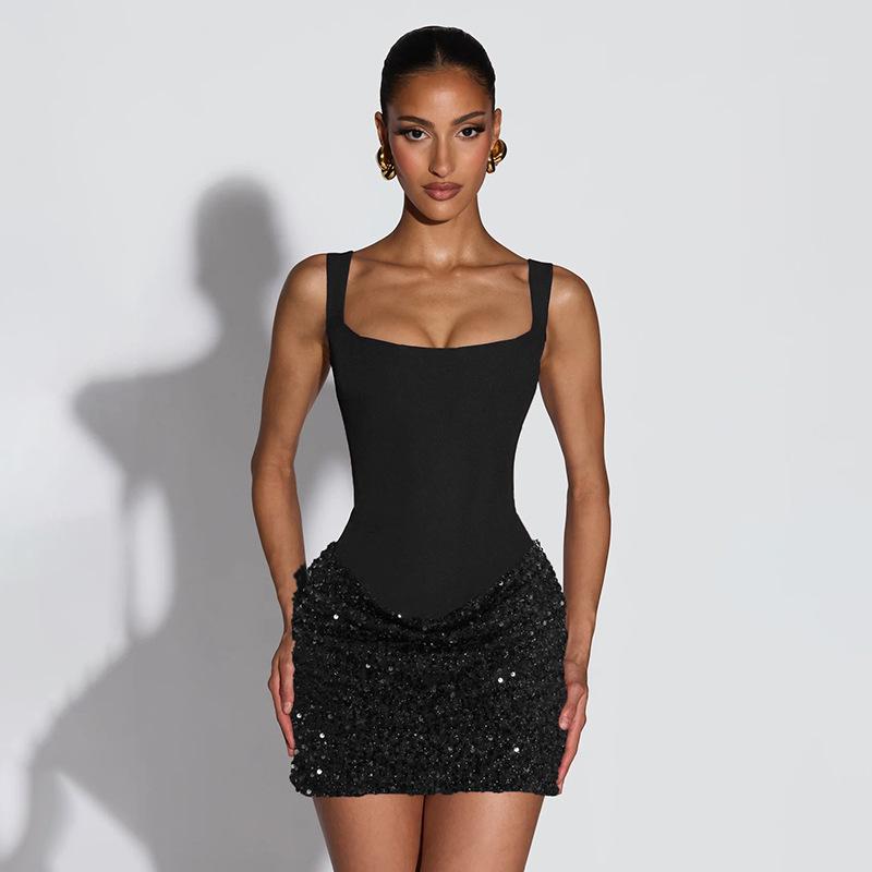 Rochie bodycon patchwork cu paiete, de culoare roșu-vin, cu bretele subțiri