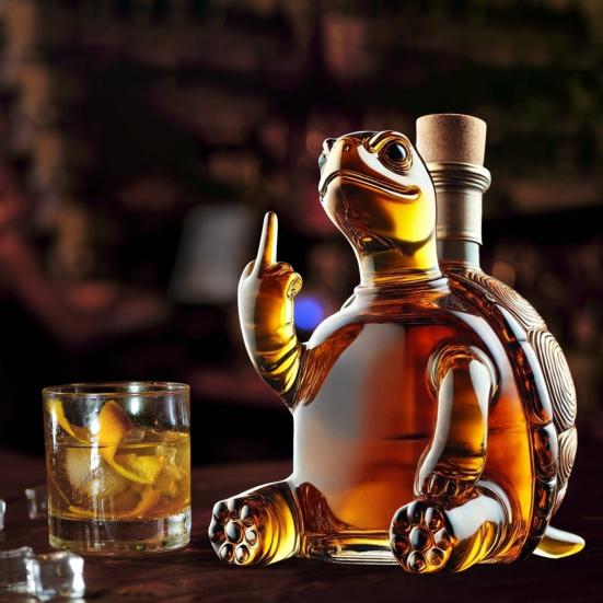 Tortoise Whiskey Bottle Sea Turtle Styling Design Glass Decanter Party Companion Decanter
