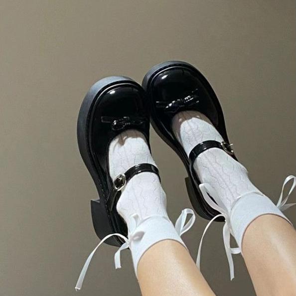 

Женские туфли Мэри Джейн Модные туфли на платформе Ретро туфли из маленькой кожи с мелким вырезом для женщин Массивный каблук Бант Одиночные туфли 35 чёрный