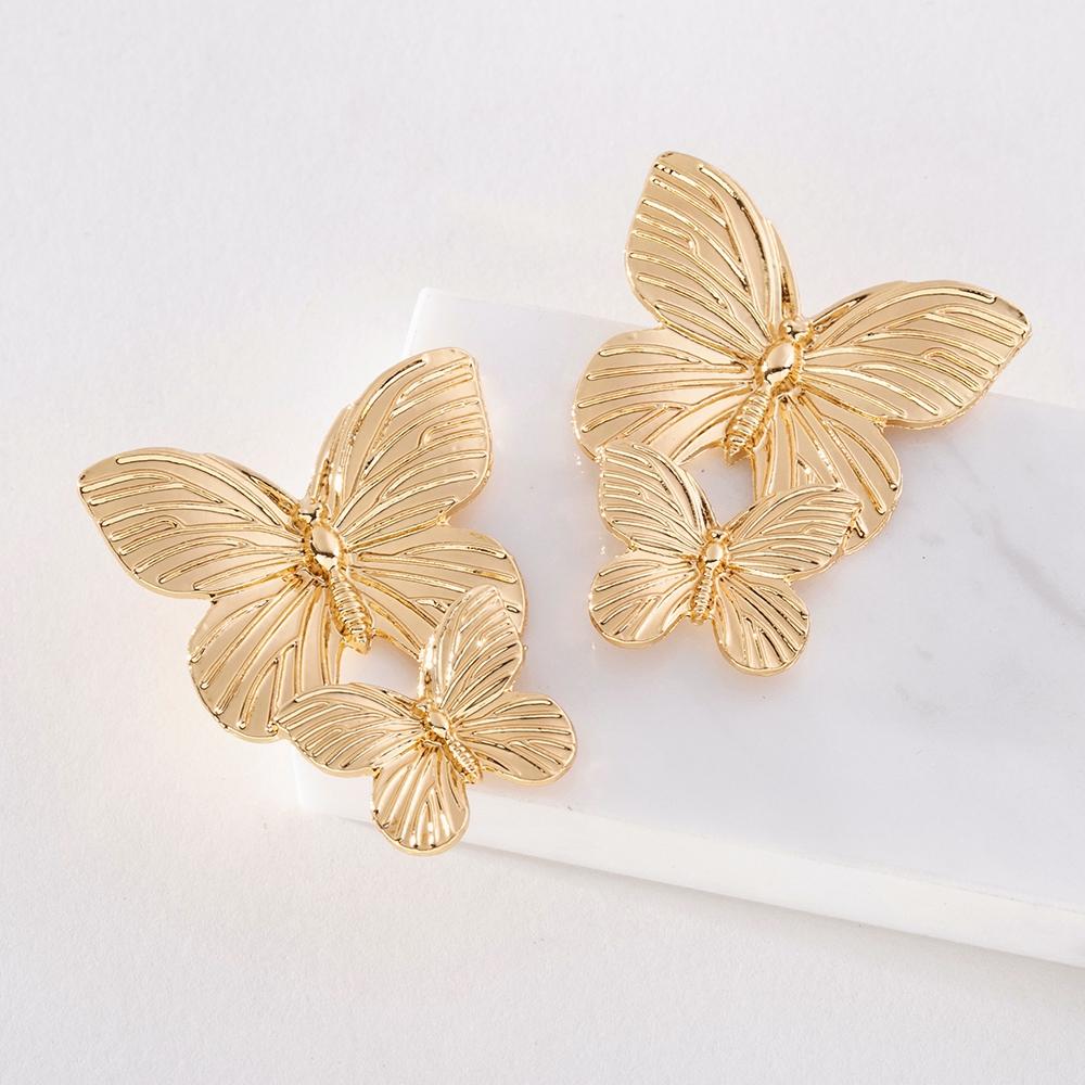 

Pinkdudu Golden Butterfly Stud Earrings Alloy Exaggerated Fashion Party Simple Personality Animal Earrings for Women Jewelry Gifts PD1217 s золотистый