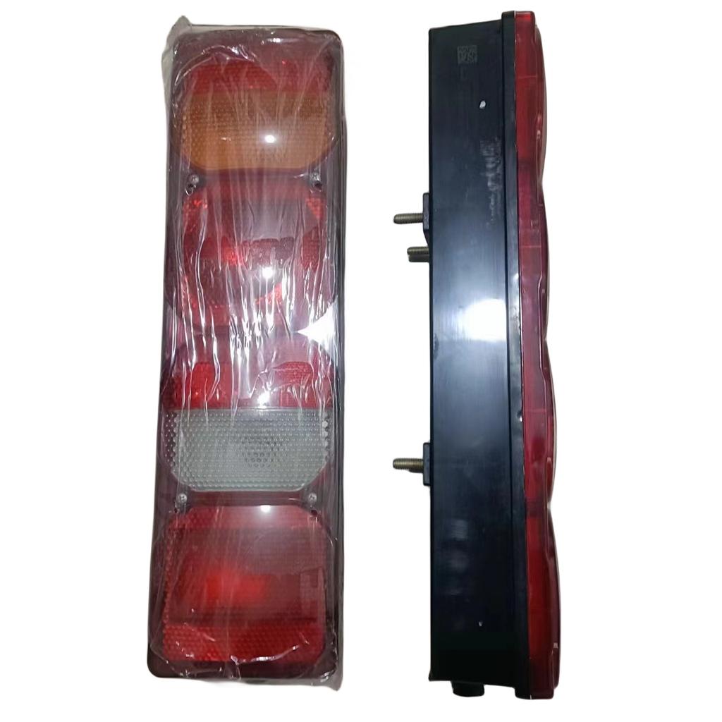 Original Rear Taillight WG9925810002 SINOTRUK HOWO A7 T7H Heavy Truck Parts Rear Tail Lamp Light