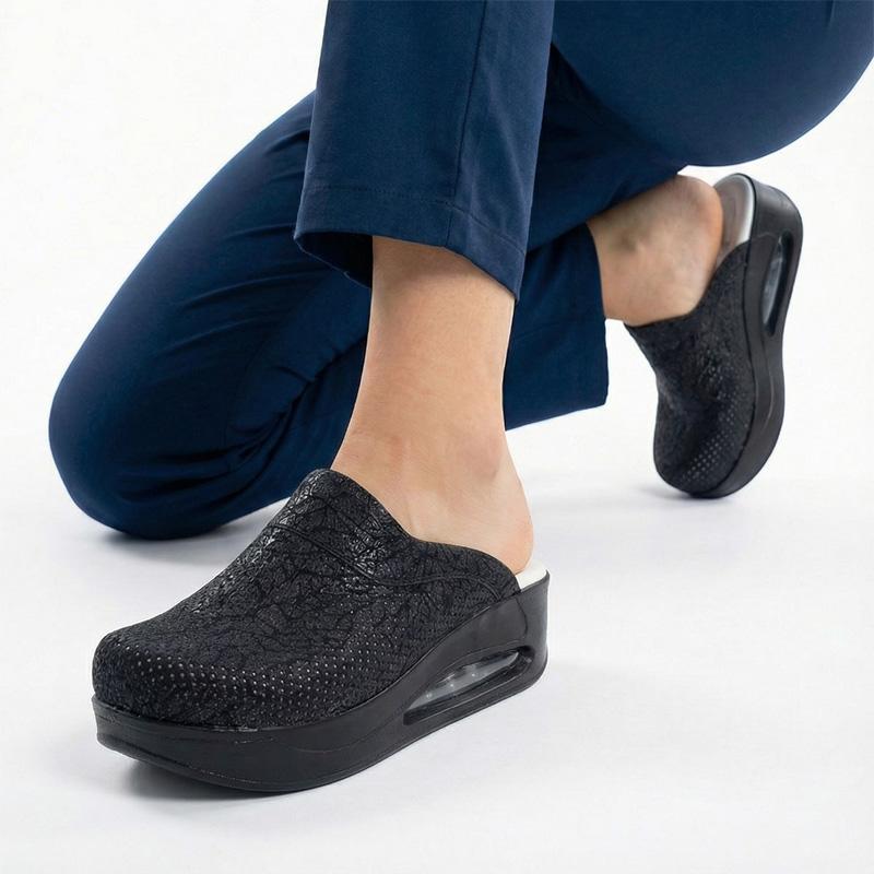 

Жіночі медичні сабо Sabo Hospital Shoes Non-Slip Slipper Медсестра Доктор Акушерка Сандалії 40 димчастий чорний колір