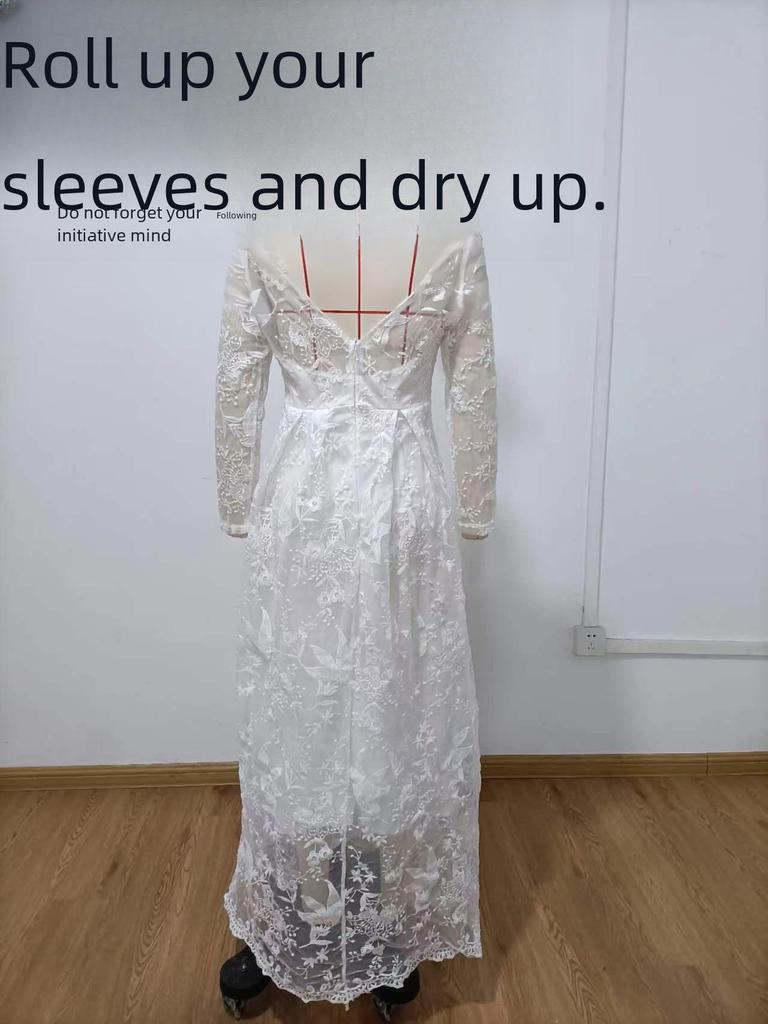 2025 Women's European & American Long Sleeve Lace Bridal Wedding Dress