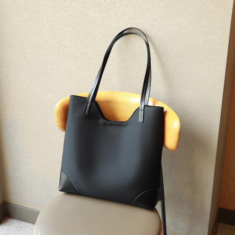 Large Capacity Commuter Women's Bag, Single Shoulder Tote Bag, Shopping Bag, Bucket Bag