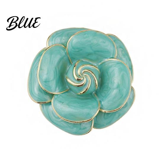 Sweater Scarf Brooch Button Camellia Shape Alloy with Glossy Glaze