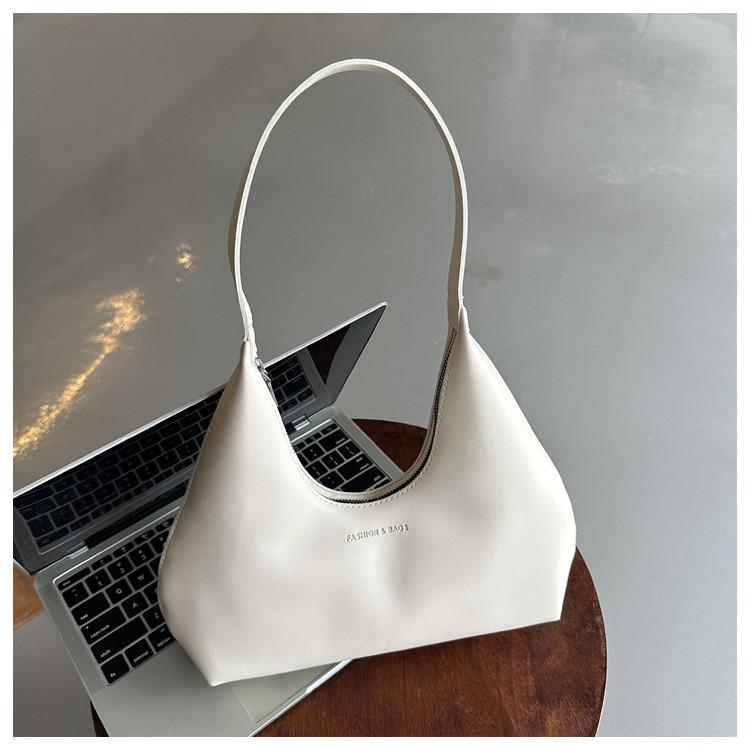 Trendy Street Style Pure Color Pu Shoulder Bag 2023 Autumn Winter New Stylish Commuter Handbag Medium Size