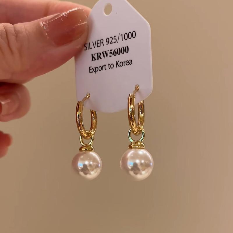 Gold Ring Earrings Women's Ear Buckles Light Luxury High-end Earrings Autumn and Winter Ring Earrings