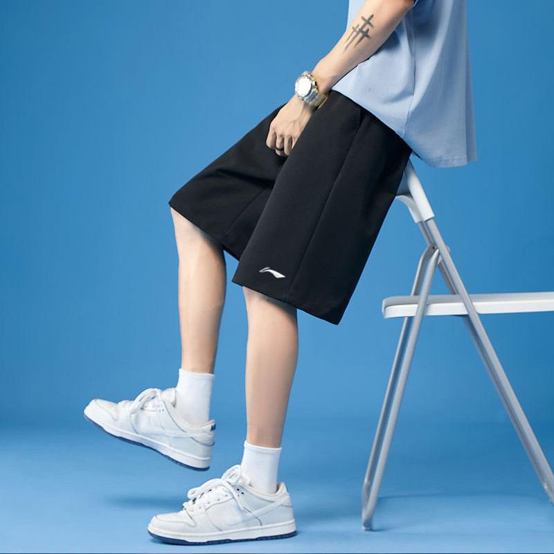 Li Ning Solid Color Embroidered Logo Knitted Sports Casual Shorts Men Shorts Black AKST637-1