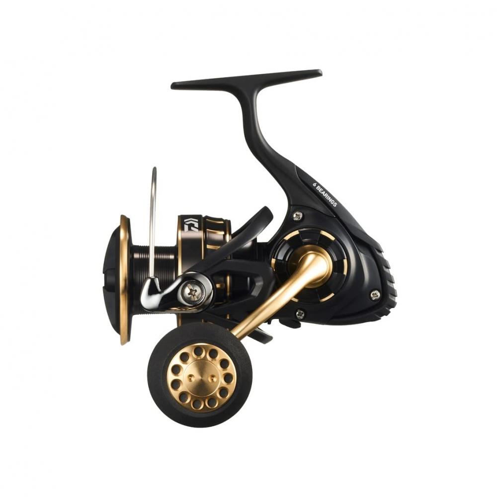 DAIWA Shore Jigging-Spinnrolle 23BG SW 5000D-CXH