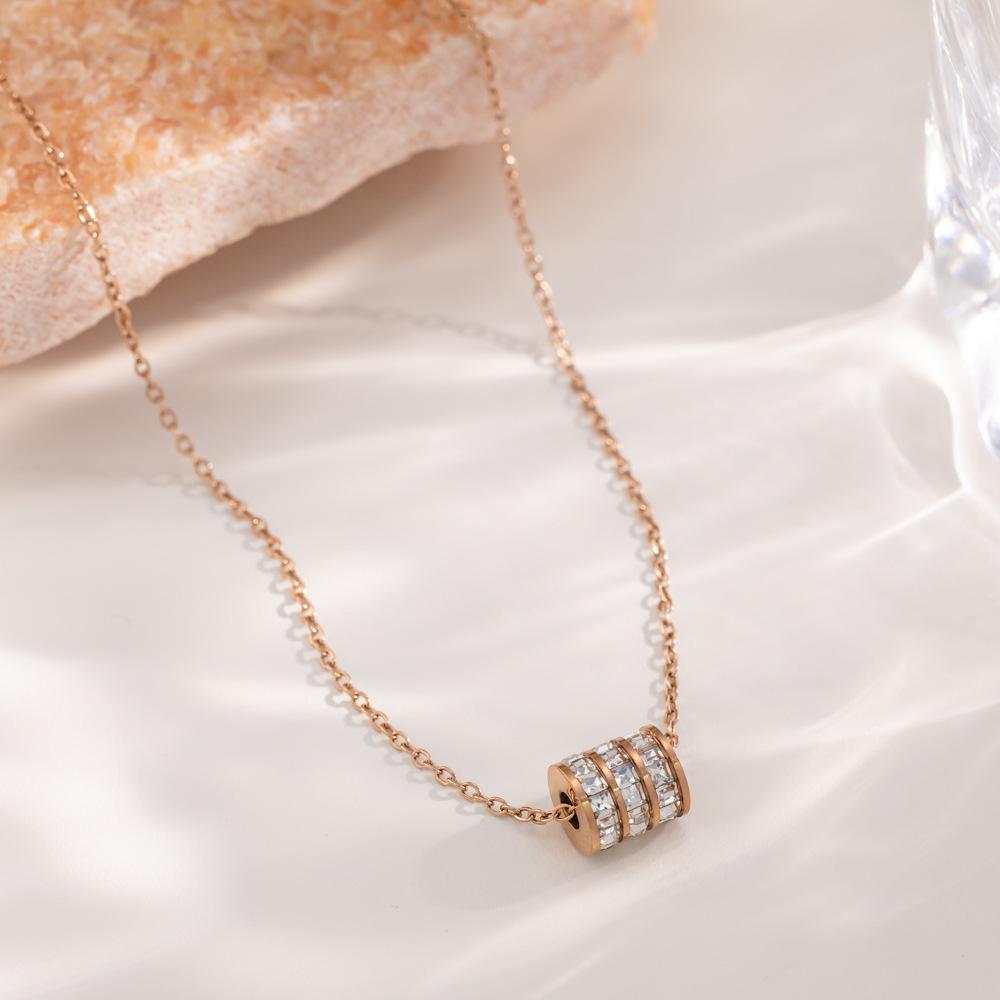 Niche Light‑Luxury Full‑Zircon Small‑Waist Titanium‑Steel Women Necklace, High‑Finish Versatile Temperament Collarbone Chain