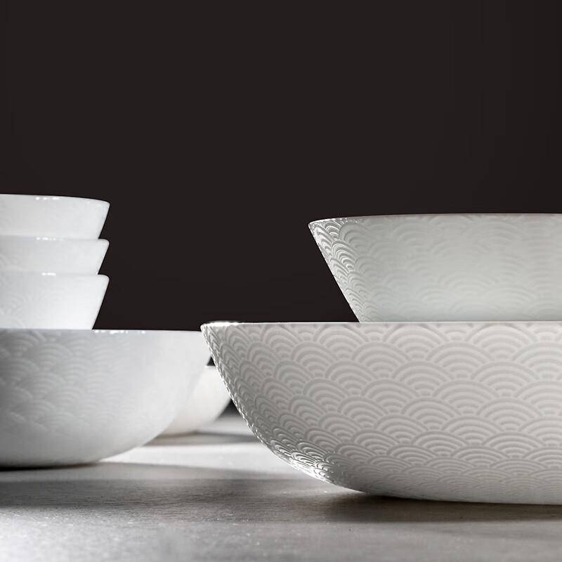 Luminarc Auspicious Cloud Embossed 14-Piece Dinnerware Set
