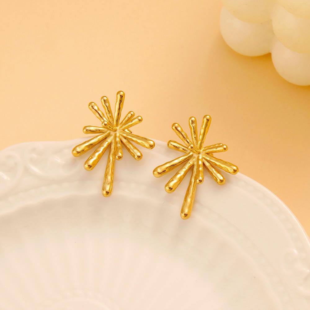 French Retro INS Fashion Firework Earrings: Simple, High-End Stud Design, Versatile and Stylish for Every Occasion.