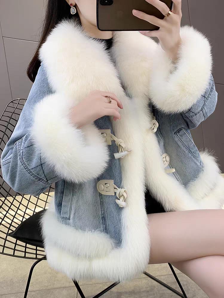 2025 Women's Winter Fur Collar Denim Cotton Parka: High-End Fashion with Versatile Style