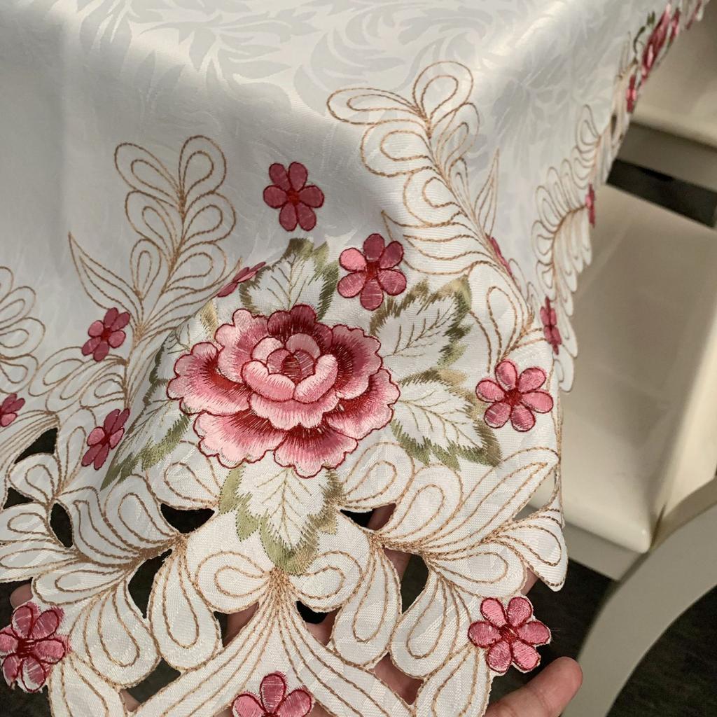 European Pastoral Embroidery Tablecloth Hollow Jacquard Fabric Household Coffee Table Mat Table Mat Heat Insulation Table Cloth