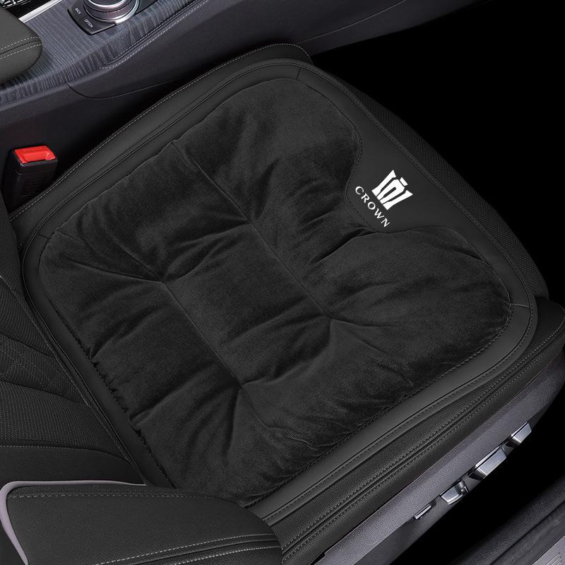 Toyota Crown 14th Gen & Lu Fang Plush Winter Seat Cushion
