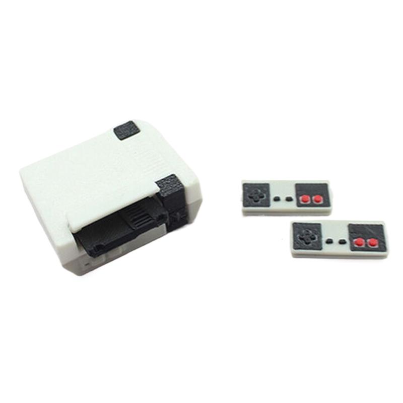 

Кукольный домик Хост+Игровая карта+2 контроллера Мини-игрушки Модель Геймпад Симуляция Беспроводной игровой контроллер Декор Кукольного домика Аксессуары