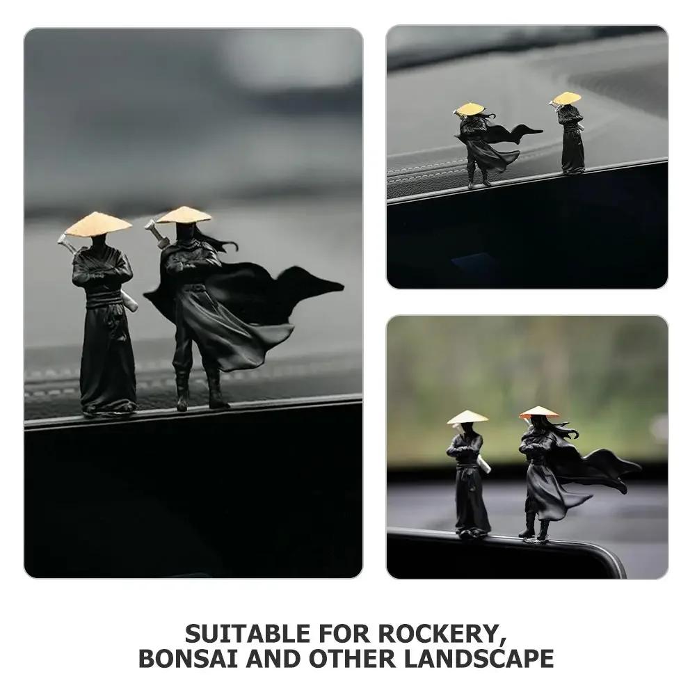 Nové Ozdoby na Palubní Desku Auta Figurka Socha Roztomilá Dekorace Automobilový Interiér Palubní Deska Soška Stolní Dekorace Příslušenství