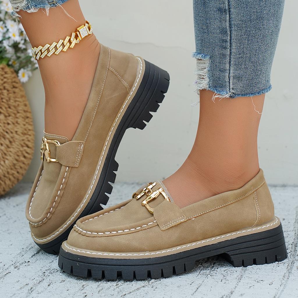 Fashion Women Platform Sneakers 2025 Autumn Metal Shallow Buckle Casual Wedge Retro Women Loafers New Light Comfort Platform Shoes Women