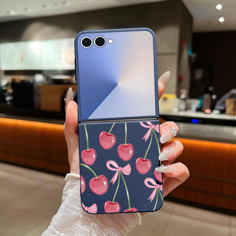 Crystal Cherry Fruits Bowknots Pattern Case For Samsung Z Flip 7 6 5 4 Leather Texture Folding Fhone Cover For Galaxy Z Flip7 Flip6 Flip5