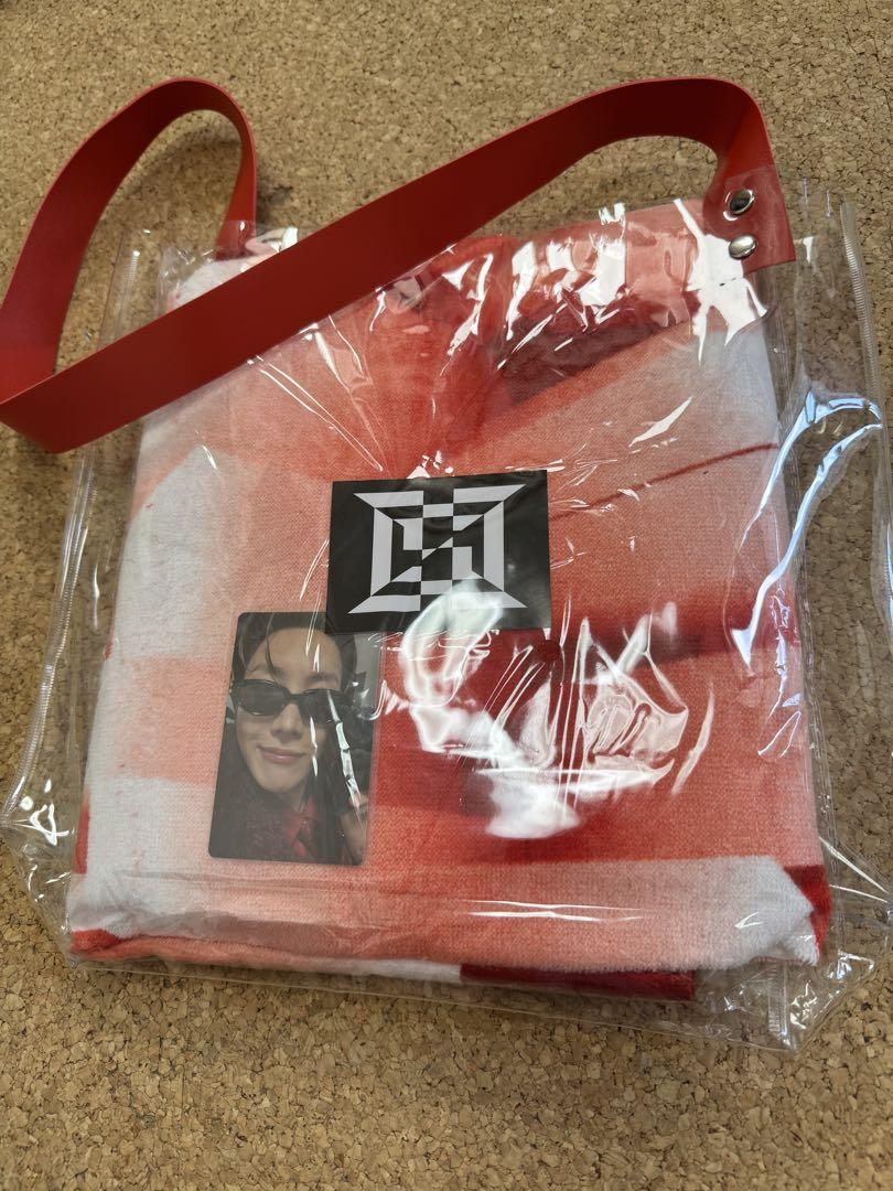 

[USED] HOPE ON THE STAGE FINAL admission bonus towel with trading card