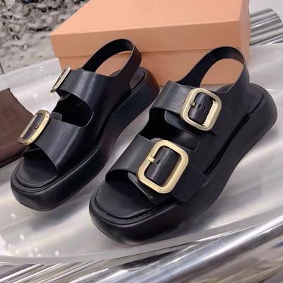 Sandalias de Cuero Blanco y Negro Verano Zapatos de Mujer Punta Cuadrada Sandalias Planas Suela Gruesa Hebilla Cuadrada Metálica Moda Sandalias Simples