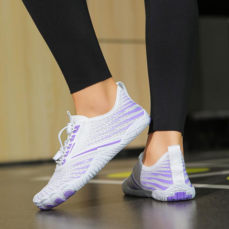 New outdoor couple fishing shoes swimming shoes wading creek shoes casual running five-finger shoes men's beach shoes