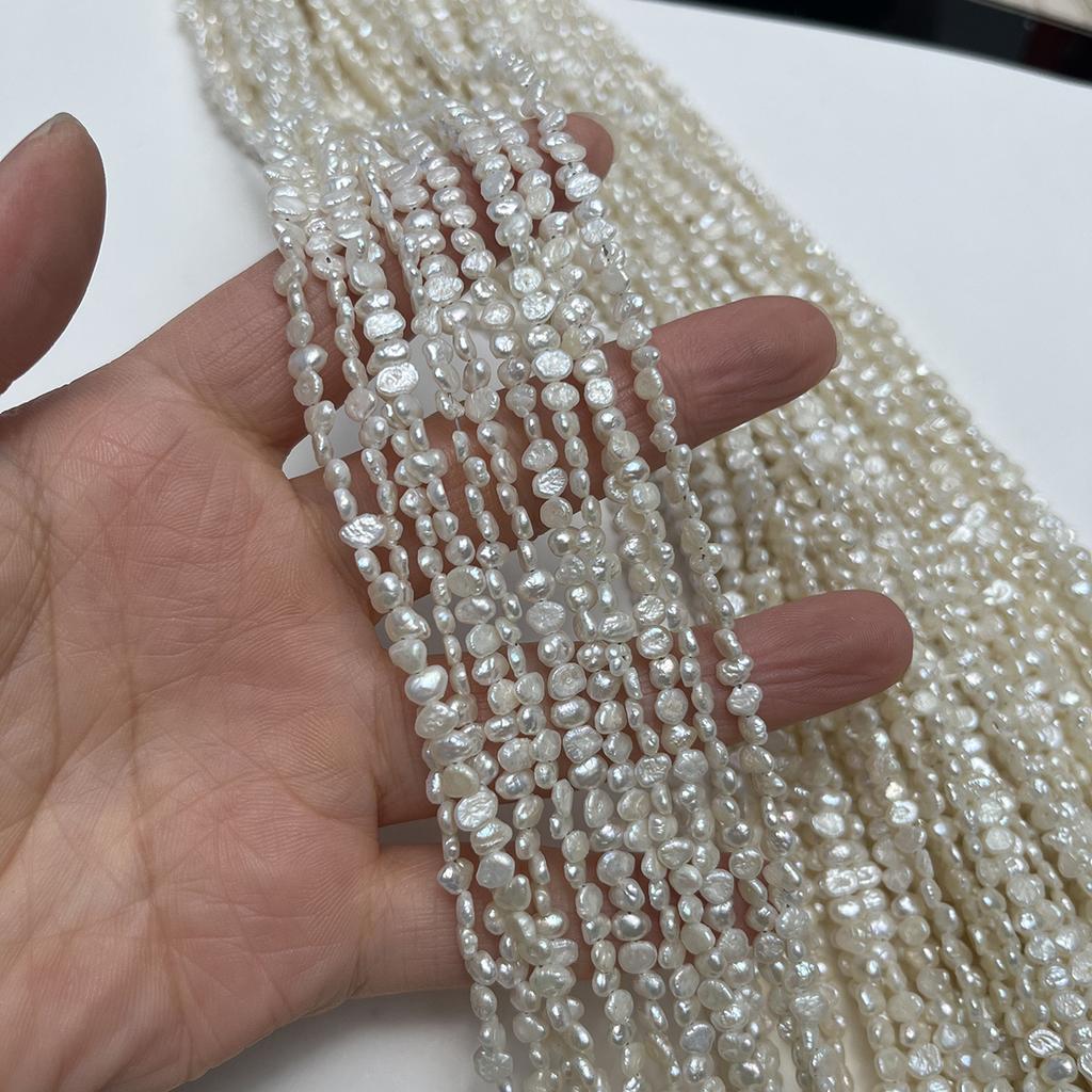 1String Mini White Natural Shell Mother of Pearl Beads, Boho Double-Sided Light Beads, 3-5mm, for DIY Jewelry Making, Perfect Love Wedding Craft, 36cm