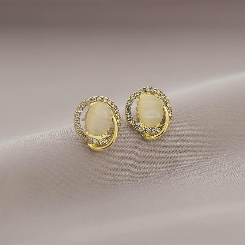

Cute Hollow Round Opal Oval Stud Earrings for Women Unique Geometric Zircon Christmas Gift