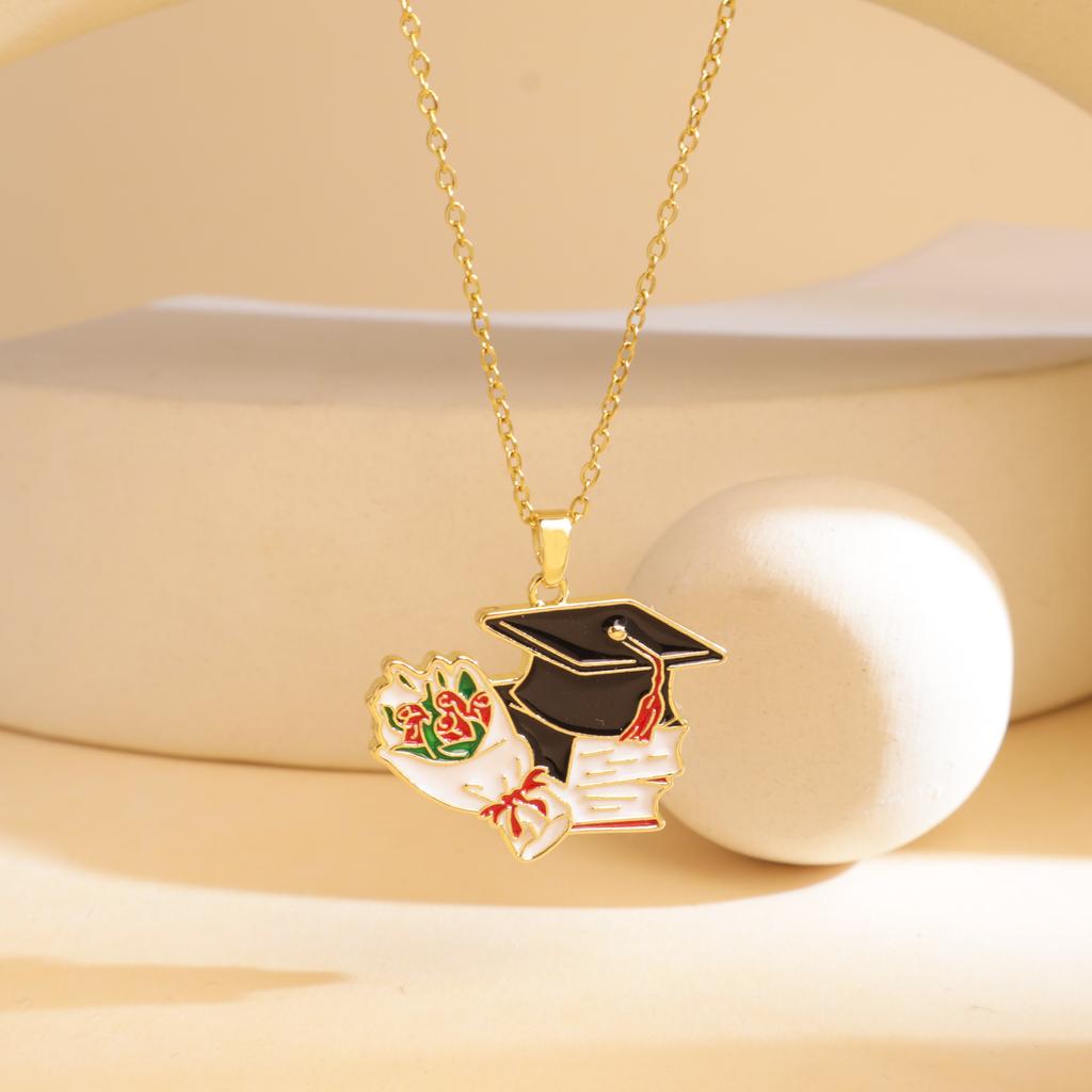 Fashionable New Design Graduation Commemorative Bachelor's Cap Necklace - Small-scale, Unique, Creative, and With A Sense of Design.