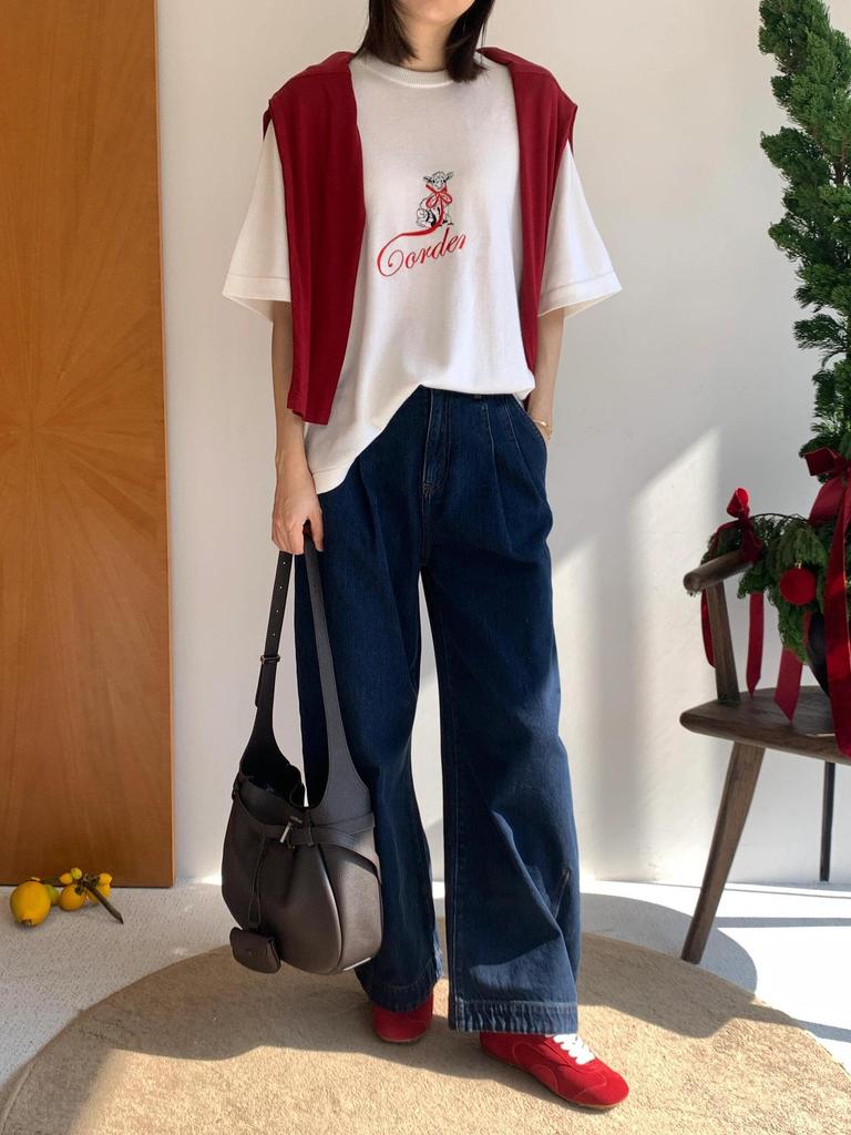 COR Women's White Embroidered Casual T-Shirt - Early Spring Loose Fit, Slim Short-Sleeved Knit with Lamb Design.