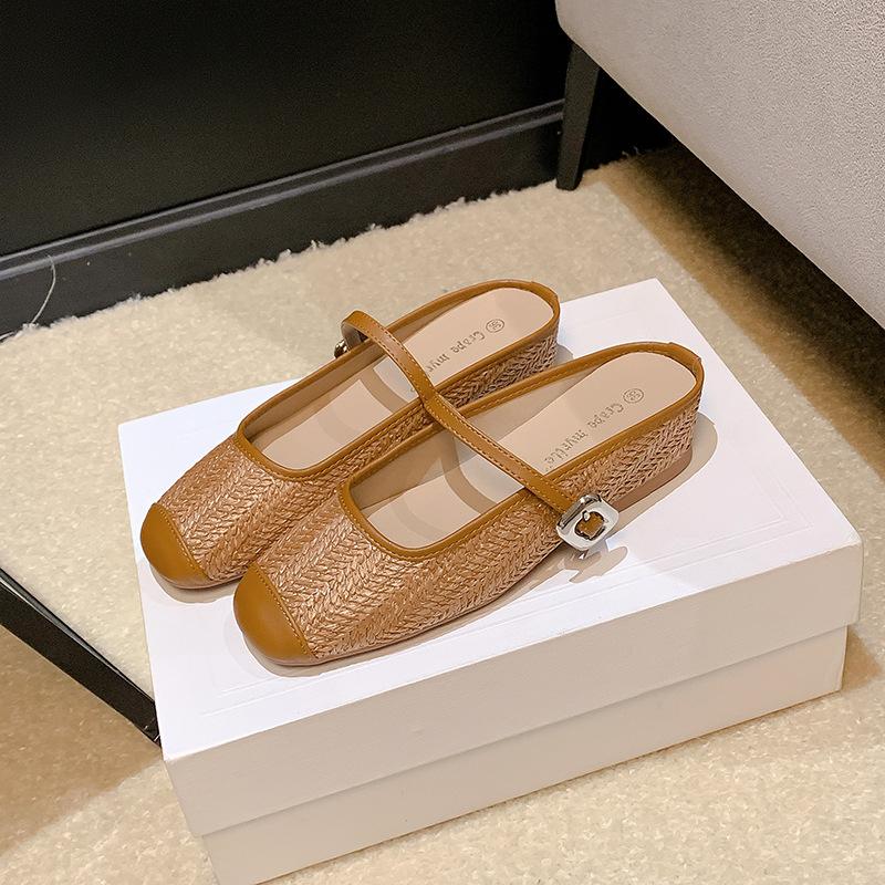 

New Style of Square-toed Sandals for Lazy Women Half-drag Shoes for Height Increase 34 коричневий