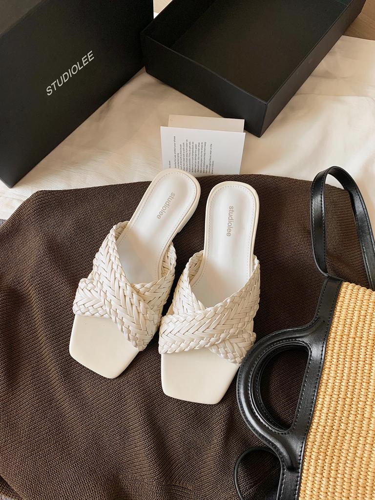 Grape Mother Same Holiday Style Woven Cross Belt Low Heel Cool Slippers Women's Minimalist Style Square Head Versatile Flat Bottom Slippers