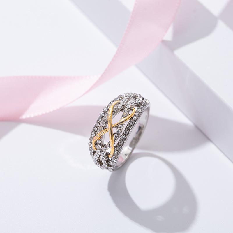 Rhinestone Women's Ring, Ambience Silver Fashion Gold and Silver Two-Tone Ring, Diamond Set