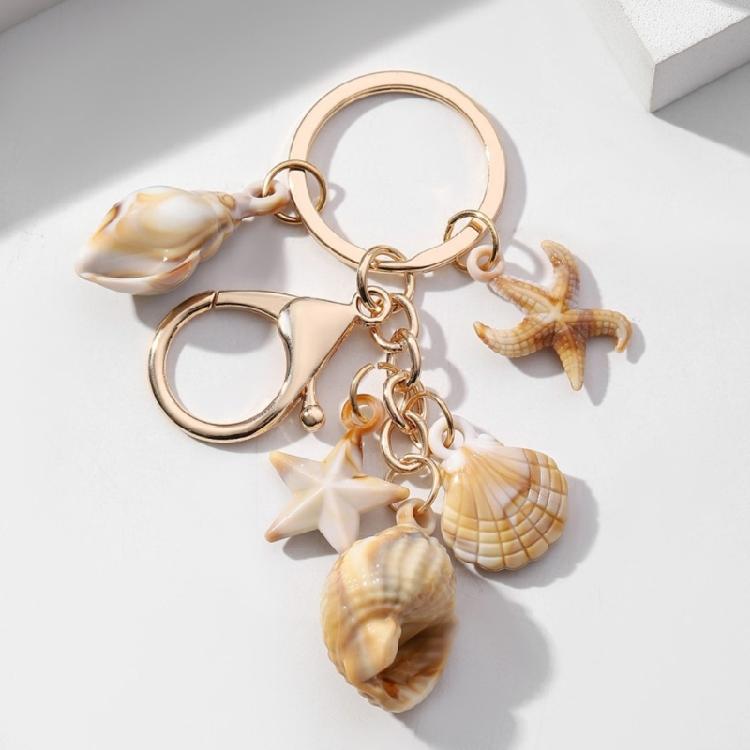 Exquisite Shell Keychain Conch Starfish and Star Pendant Keyring Bag Decoration Fashionable Beach Vacation Accessory