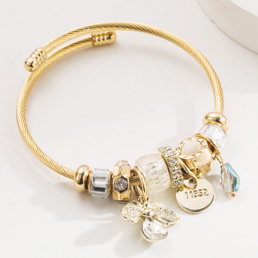 Stainless Steel Bow Heart Geometric Diamond Bracelet - Versatile, Fresh, and Beaded for Women