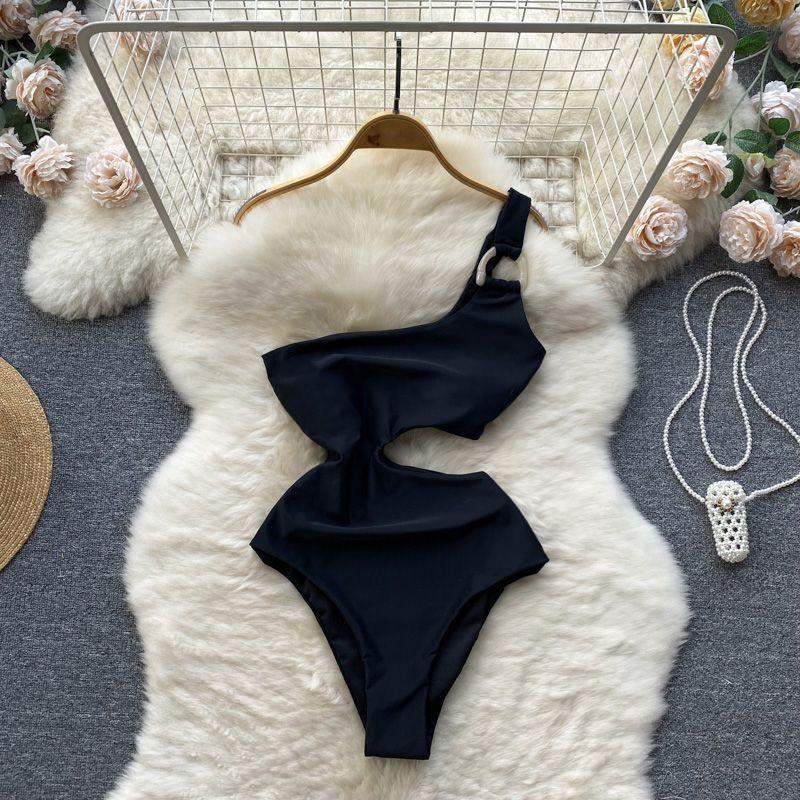 

Hollow-out Midriff One Shoulder Wear High Fork Chic Suspenders Black L